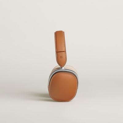 Tech accessories and leather cases | Hermès USA